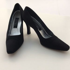 SALE.  Stuart Weitzman Black Heels